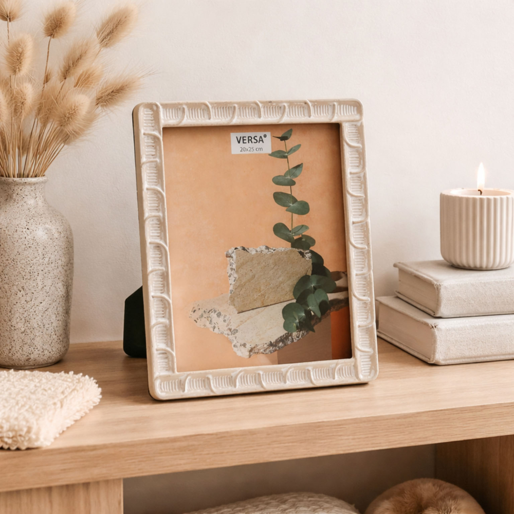 PORTAFOTO DE RESINA VASSA 20x25 - Imagen 2